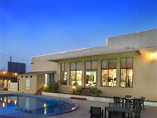 O2 Wellness Club Hotel Pune Exterior foto